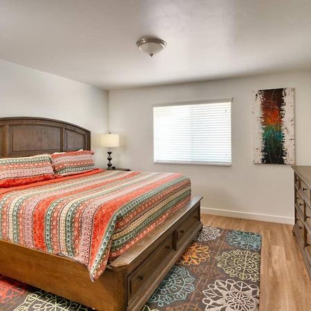 6H Spacious Redcliff Condo, Pool & Hot Tub Moab Bagian luar foto